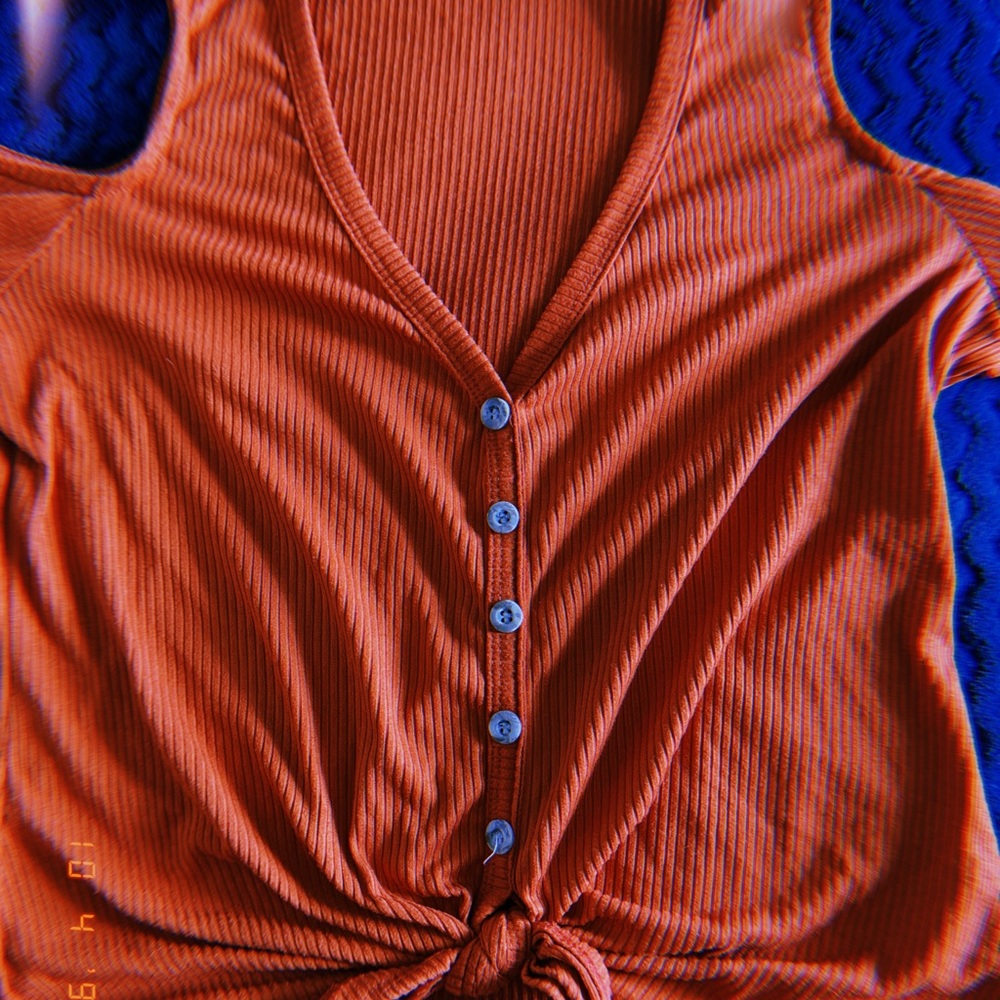 Long sleeve tshirt.
